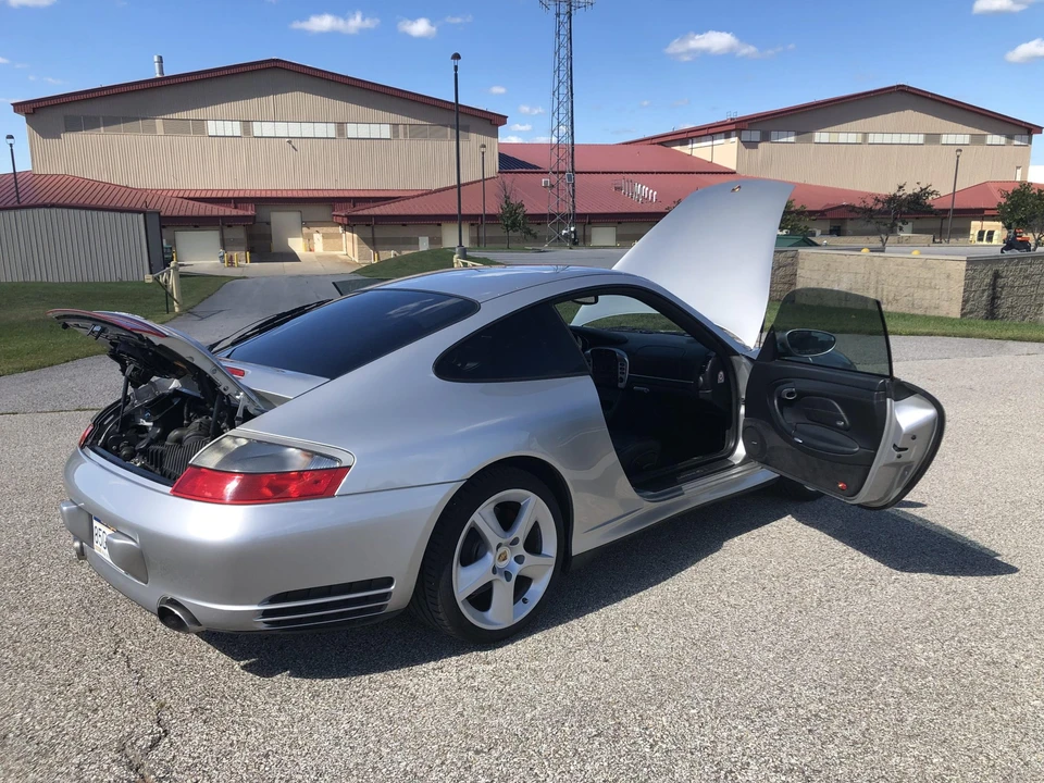2002 Porsche 996 Carrera 4S - Image 28 of 31