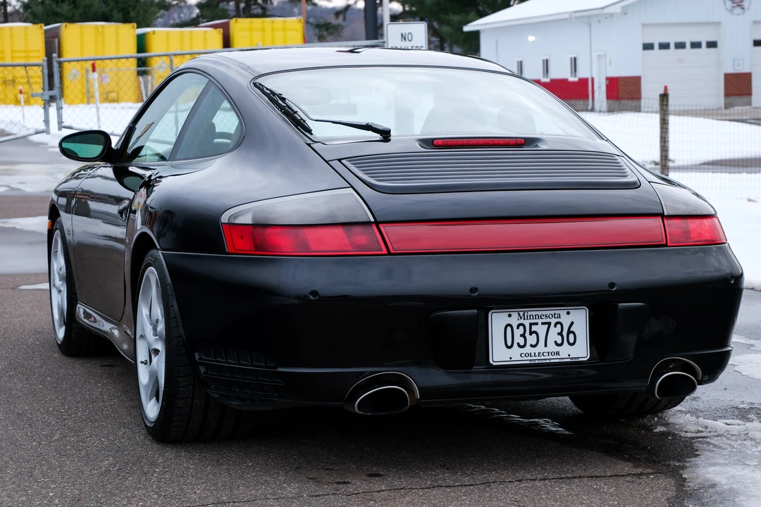 2002 Porsche 996 Carrera 4S - Image 18 of 31