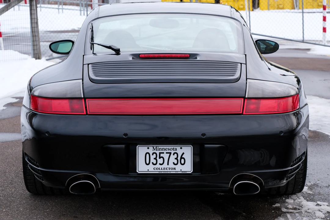 2002 Porsche 996 Carrera 4S - Image 19 of 31