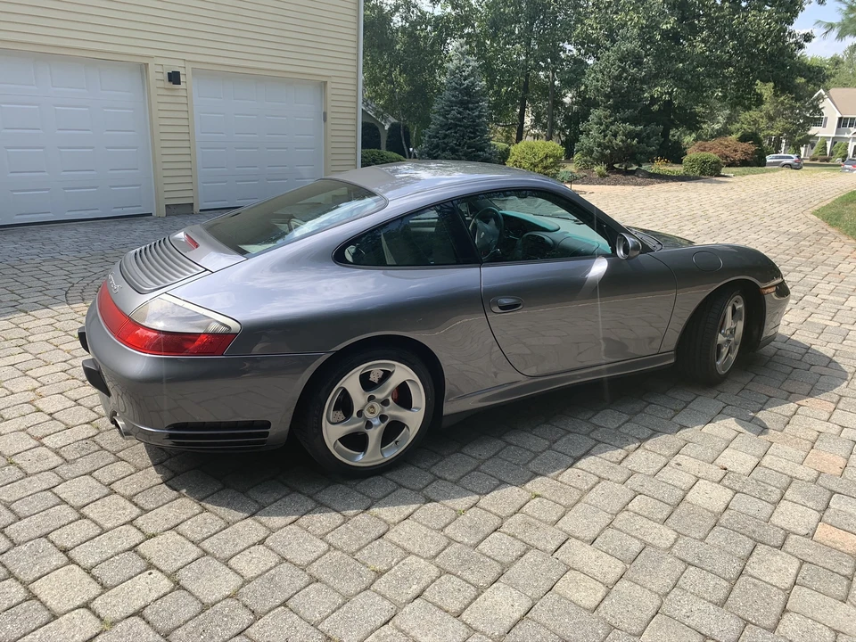 2002 Porsche 996 Carrera 4S - Image 12 of 31