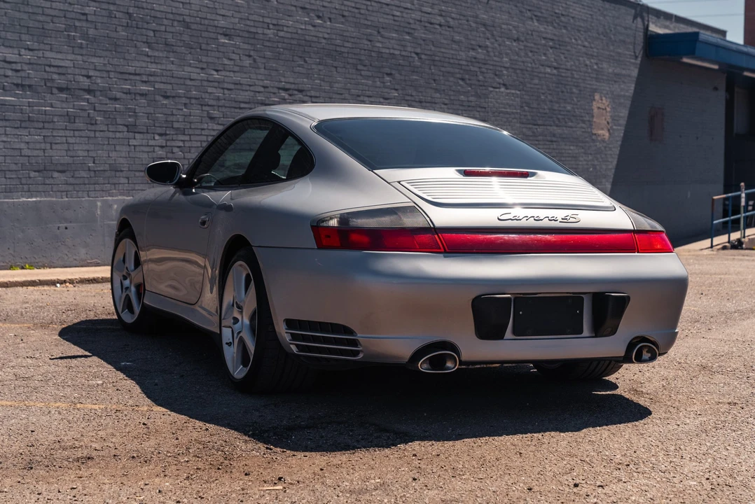 2002 Porsche 996 Carrera 4S - Image 26 of 31