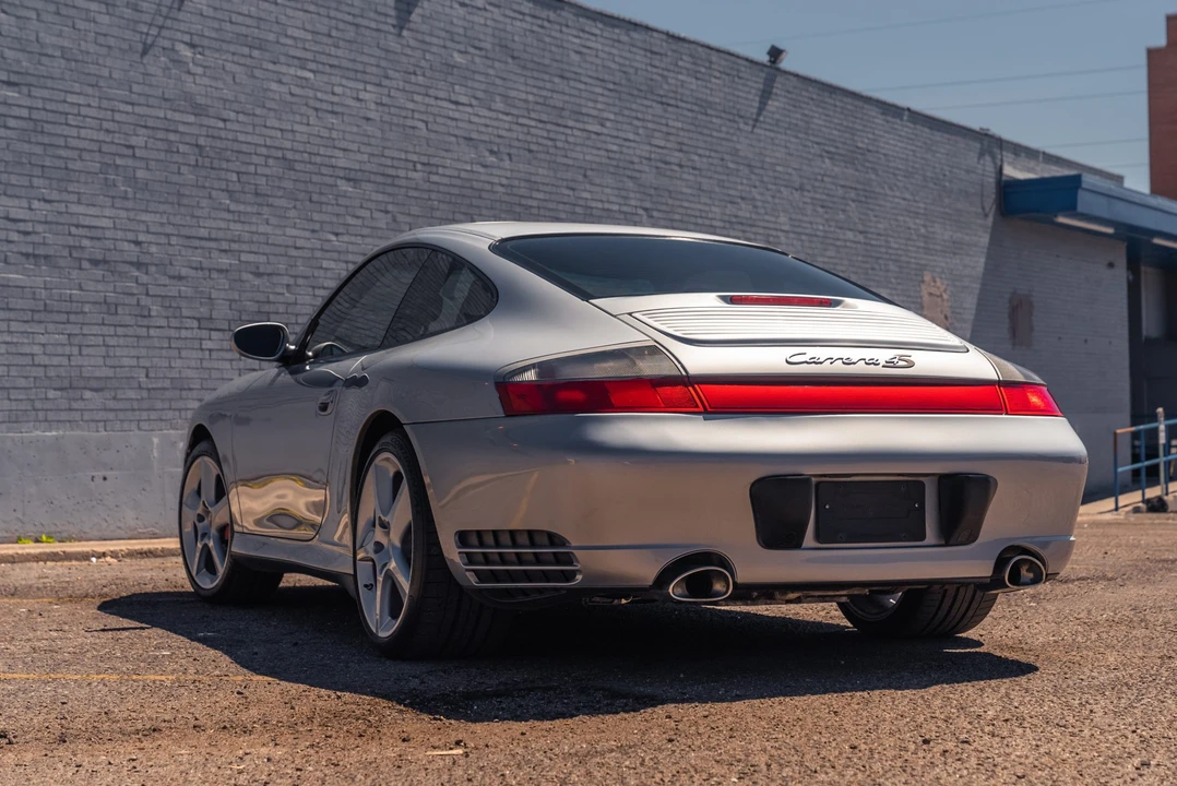 2002 Porsche 996 Carrera 4S - Image 27 of 31