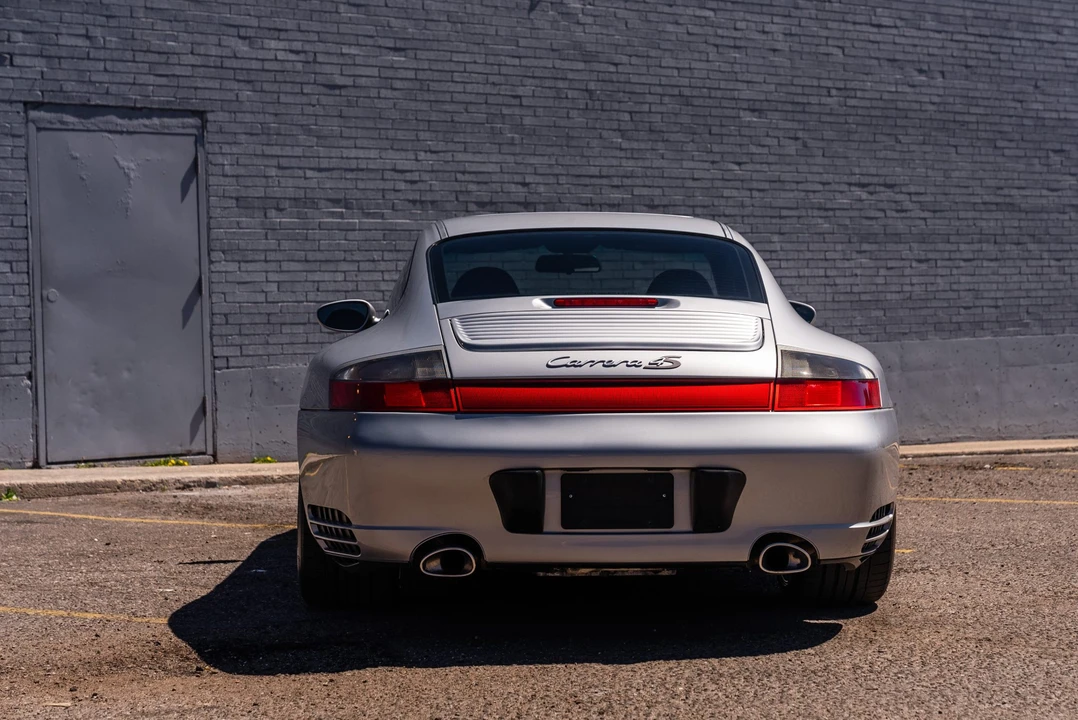 2002 Porsche 996 Carrera 4S - Image 24 of 31