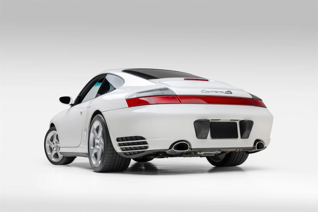2002 Porsche 996 Carrera 4S - Image 17 of 31