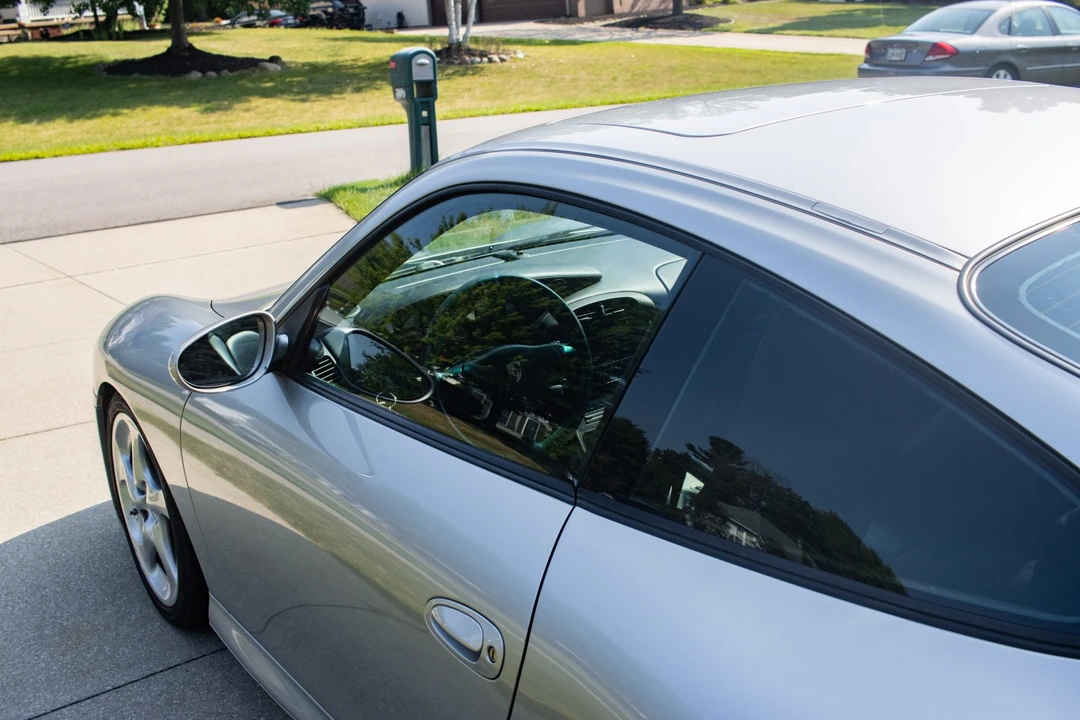 2002 Porsche 996 Carrera 4S - Image 17 of 31