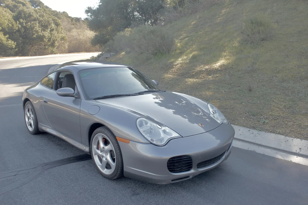 2002 Porsche 996 Carrera 4S - Image 10 of 31
