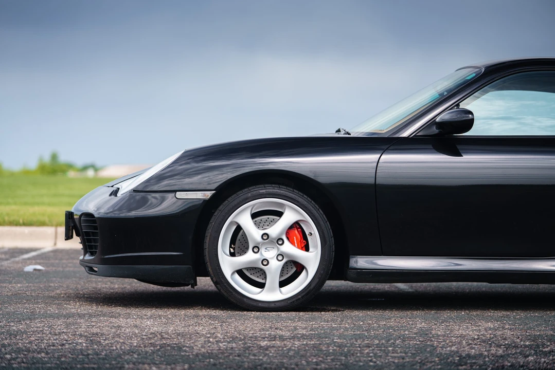 2002 Porsche 996 Carrera 4S - Image 28 of 31