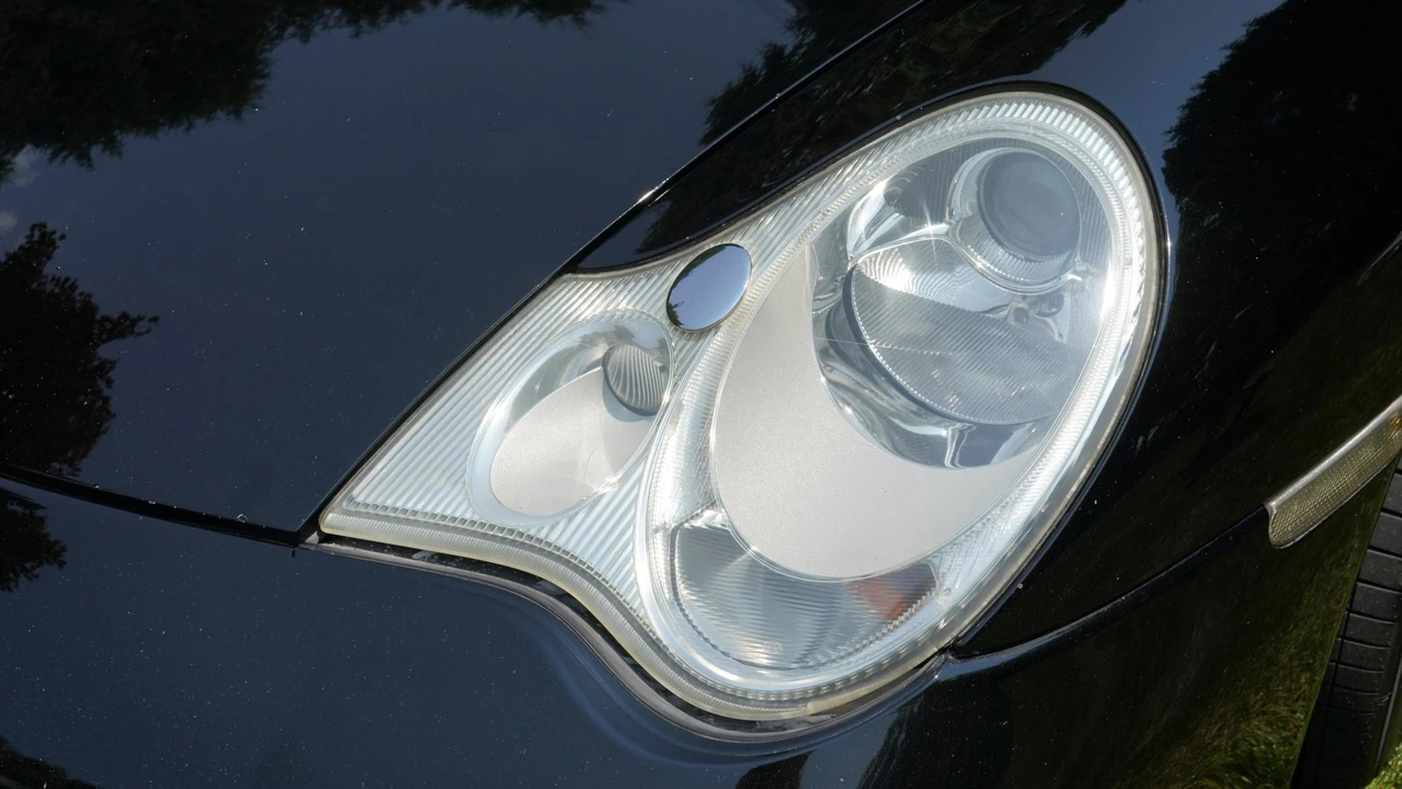 2002 Porsche 996 Carrera 4S - Image 12 of 31