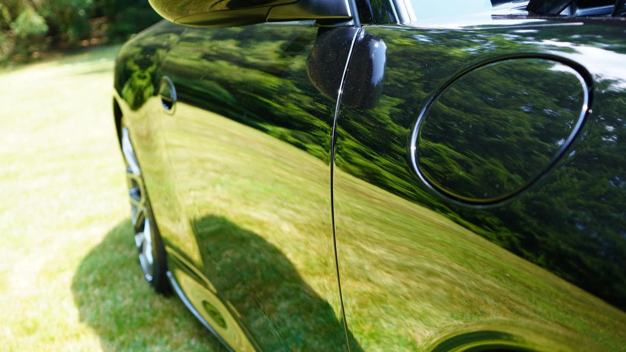 2002 Porsche 996 Carrera 4S - Image 23 of 31