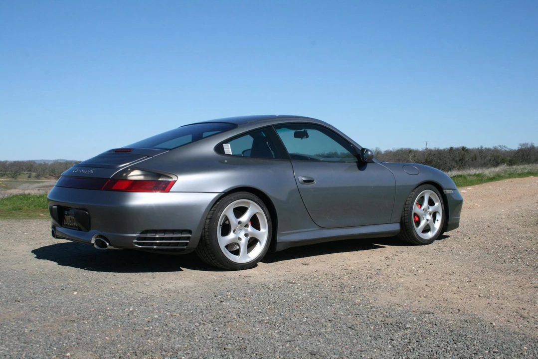 2002 Porsche 996 Carrera 4S - Image 25 of 31
