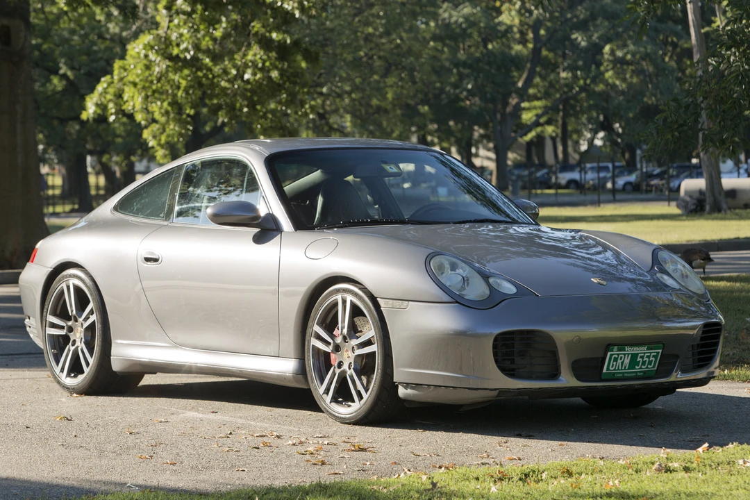 2002 Porsche 996 Carrera 4S - Image 11 of 31