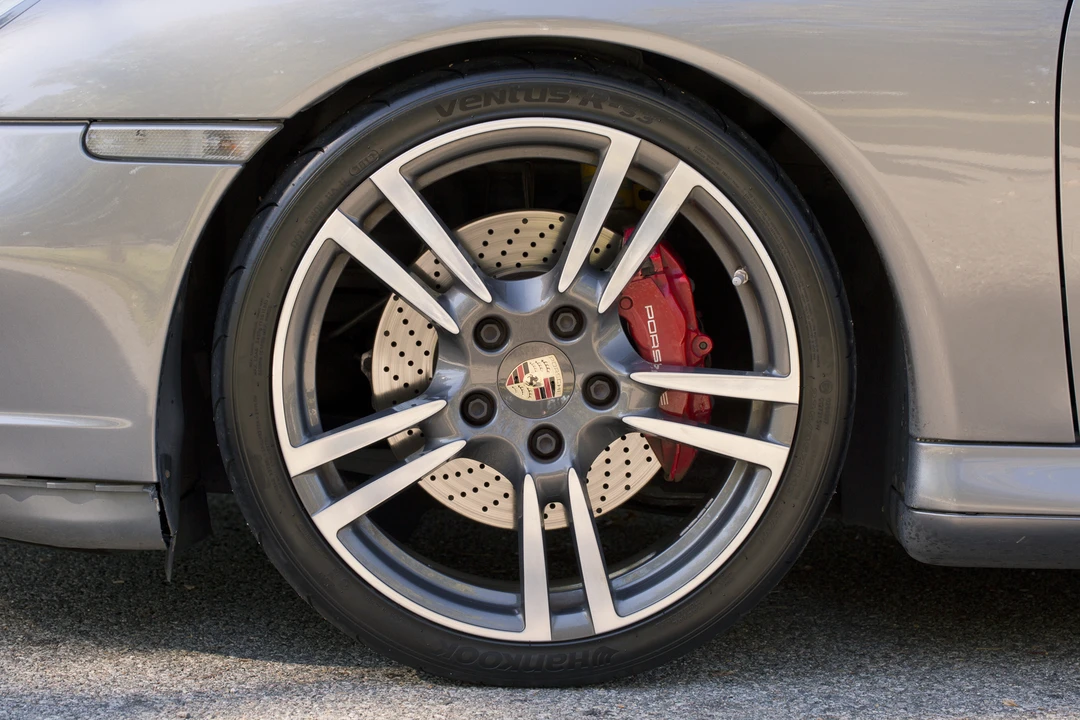 2002 Porsche 996 Carrera 4S - Image 14 of 31
