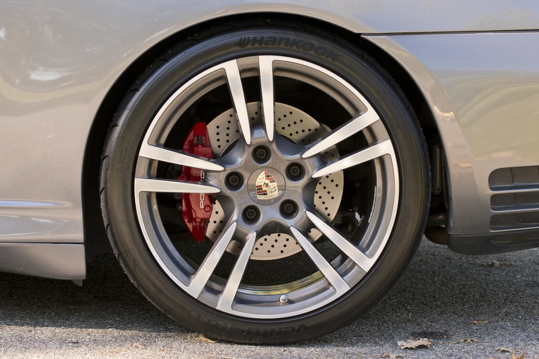 2002 Porsche 996 Carrera 4S - Image 15 of 31