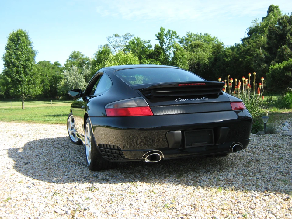 2002 Porsche 996 Carrera 4S - Image 10 of 31