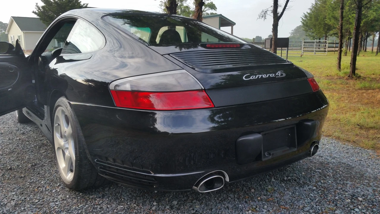 2002 Porsche 996 Carrera 4S - Image 28 of 31