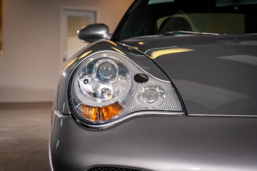2002 Porsche 996 Carrera 4S - Image 24 of 31