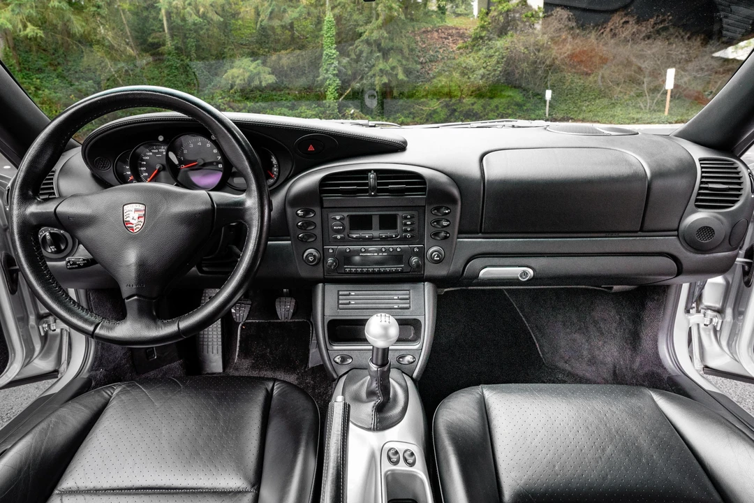 2002 Porsche 996 Carrera 4S - Image 17 of 31
