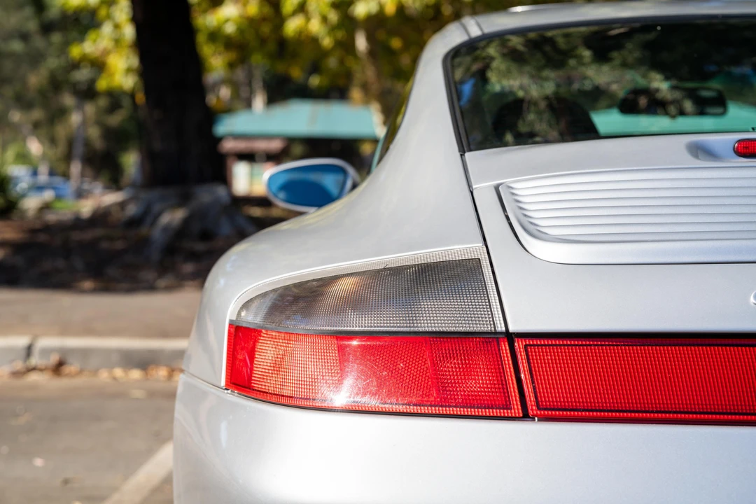2002 Porsche 996 Carrera 4S - Image 15 of 31
