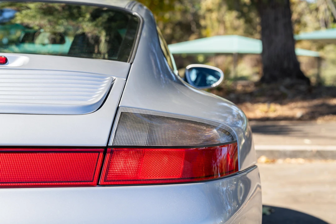 2002 Porsche 996 Carrera 4S - Image 17 of 31