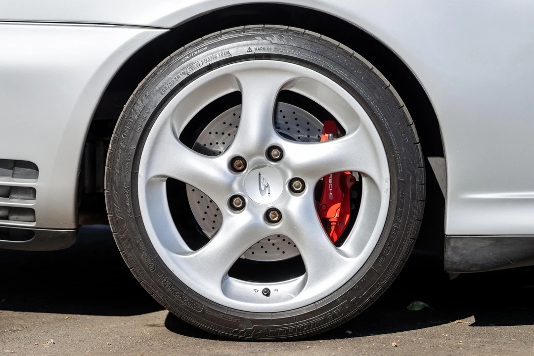 2002 Porsche 996 Carrera 4S - Image 27 of 31