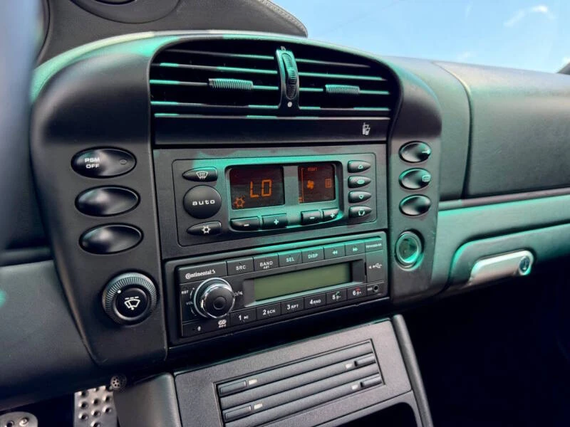 2002 Porsche 996 Carrera 4S - Image 20 of 31