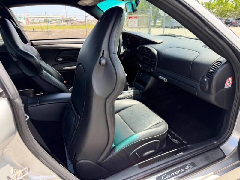 2002 Porsche 996 Carrera 4S - Image 28 of 31