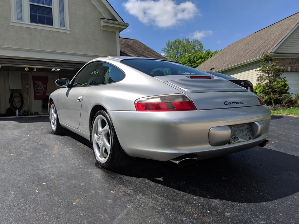 2002 Porsche 996 Carrera - Image 10 of 31