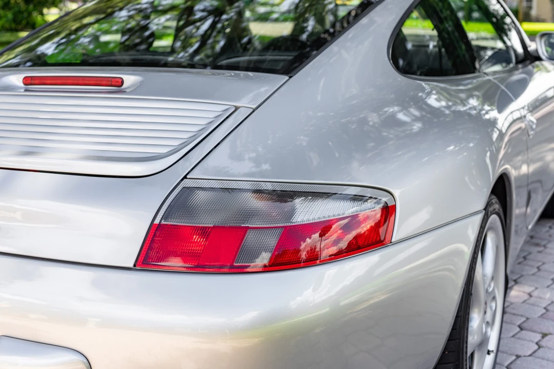 2002 Porsche 996 Carrera - Image 19 of 31