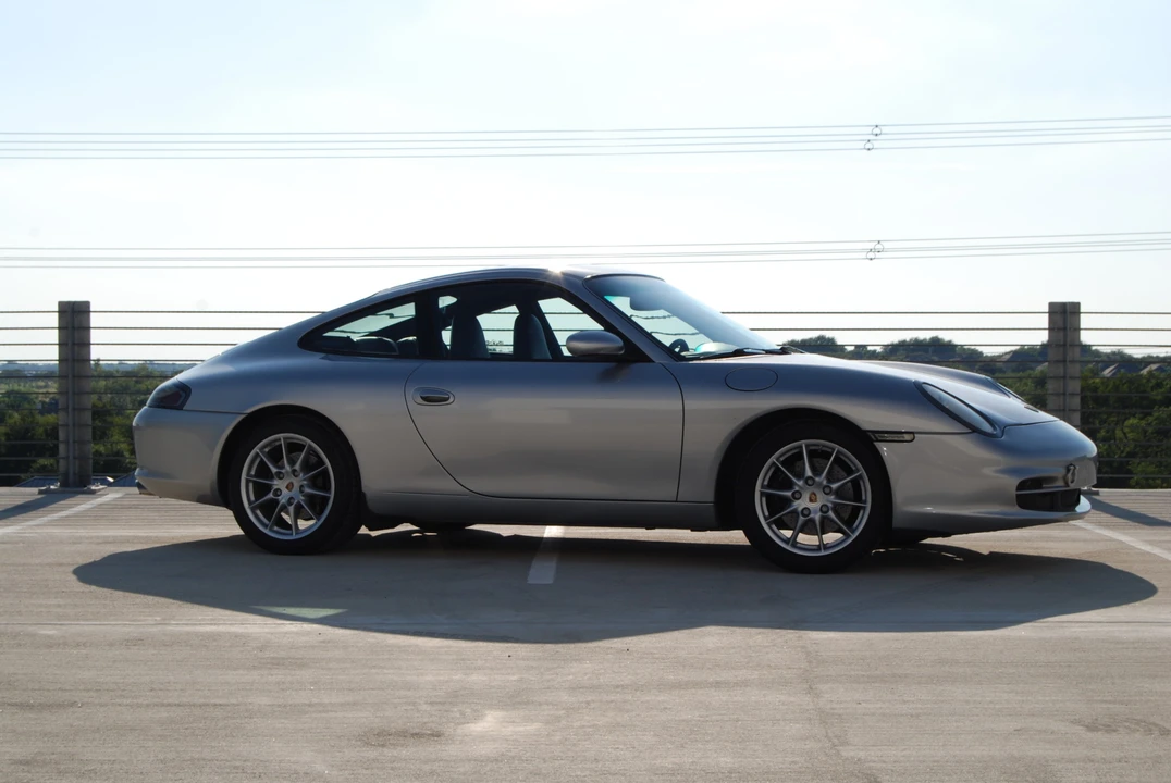 2002 Porsche 996 Carrera - Image 6 of 31