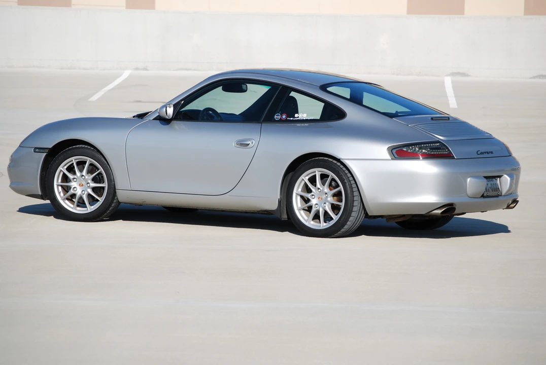2002 Porsche 996 Carrera - Image 11 of 31