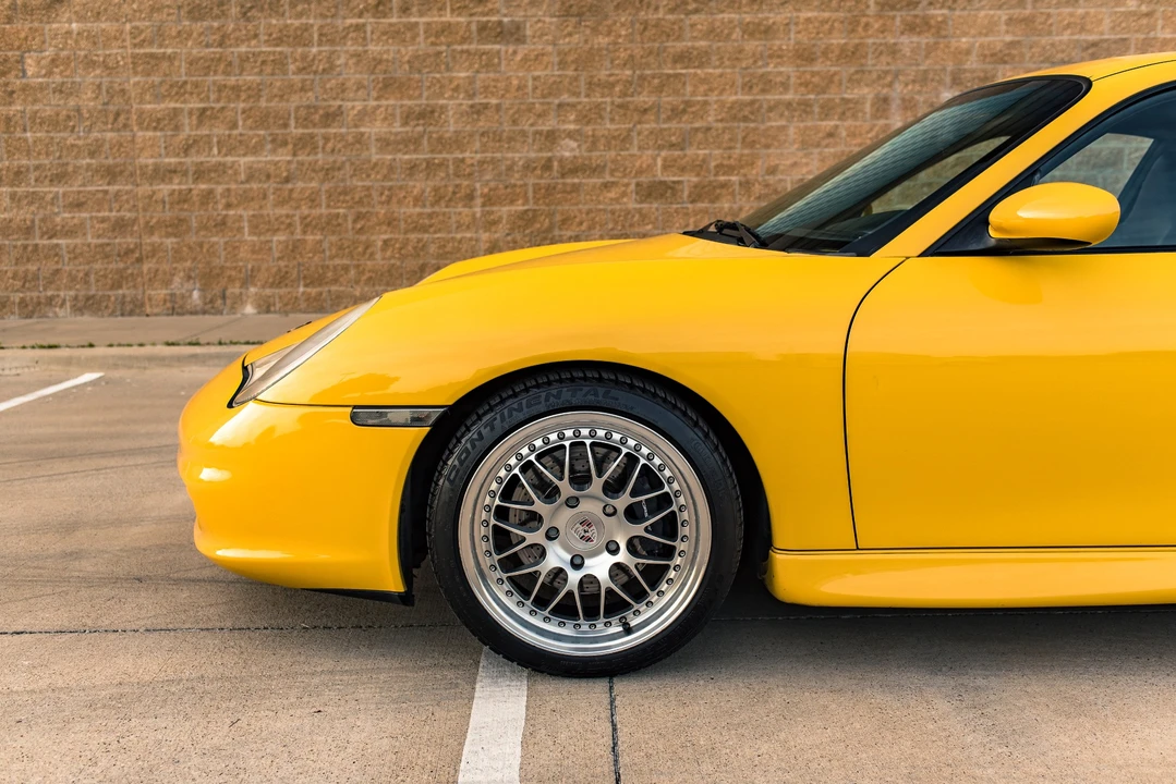 2002 Porsche 996 Carrera - Image 5 of 31