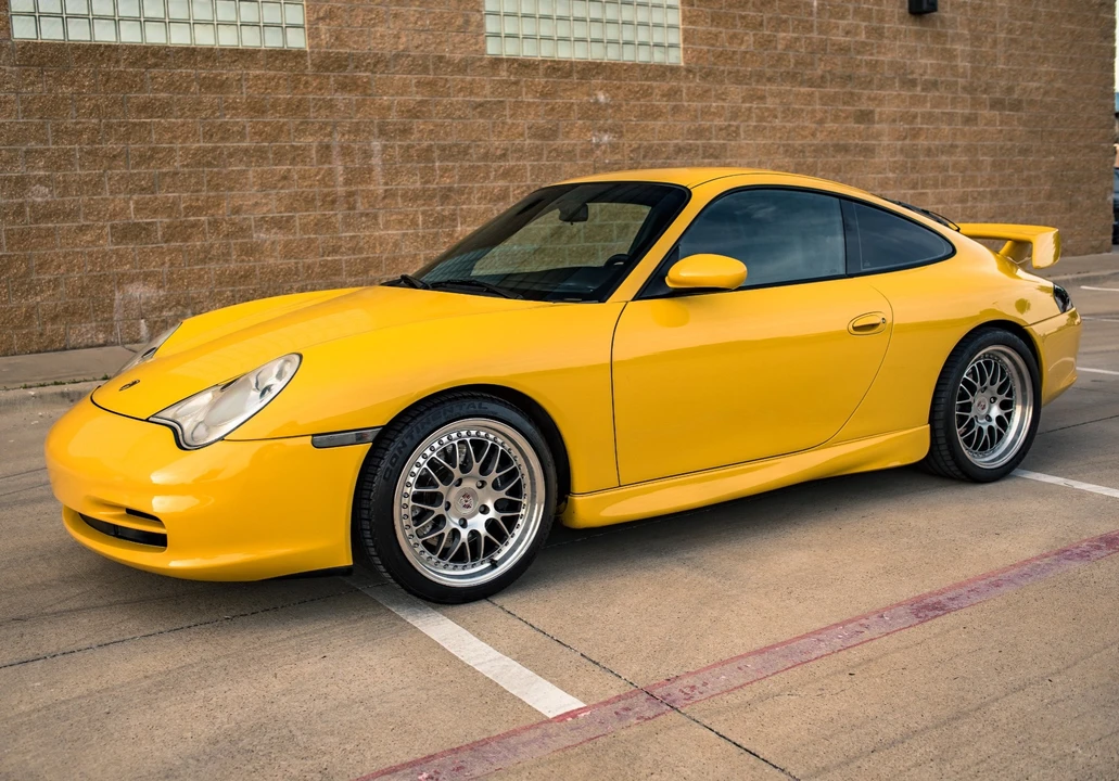2002 Porsche 996 Carrera - Image 2 of 31
