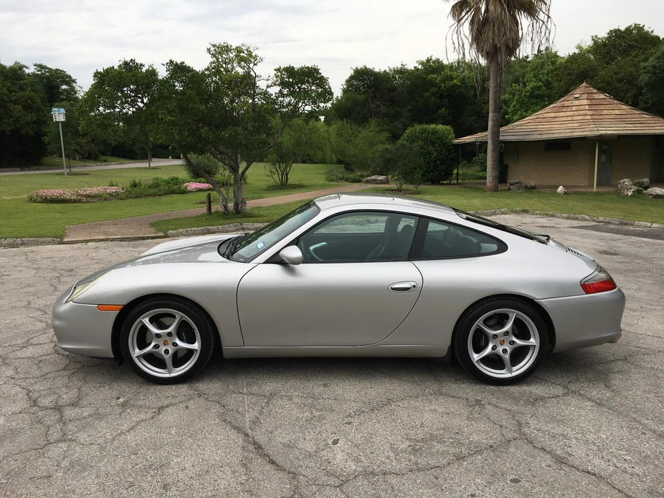 2002 Porsche 996 Carrera - Image 5 of 31
