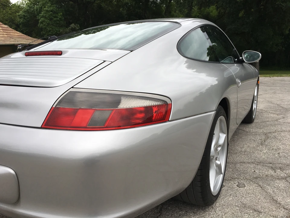 2002 Porsche 996 Carrera - Image 28 of 31