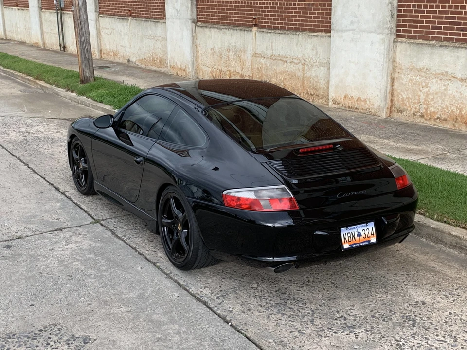 2002 Porsche 996 Carrera - Image 27 of 31