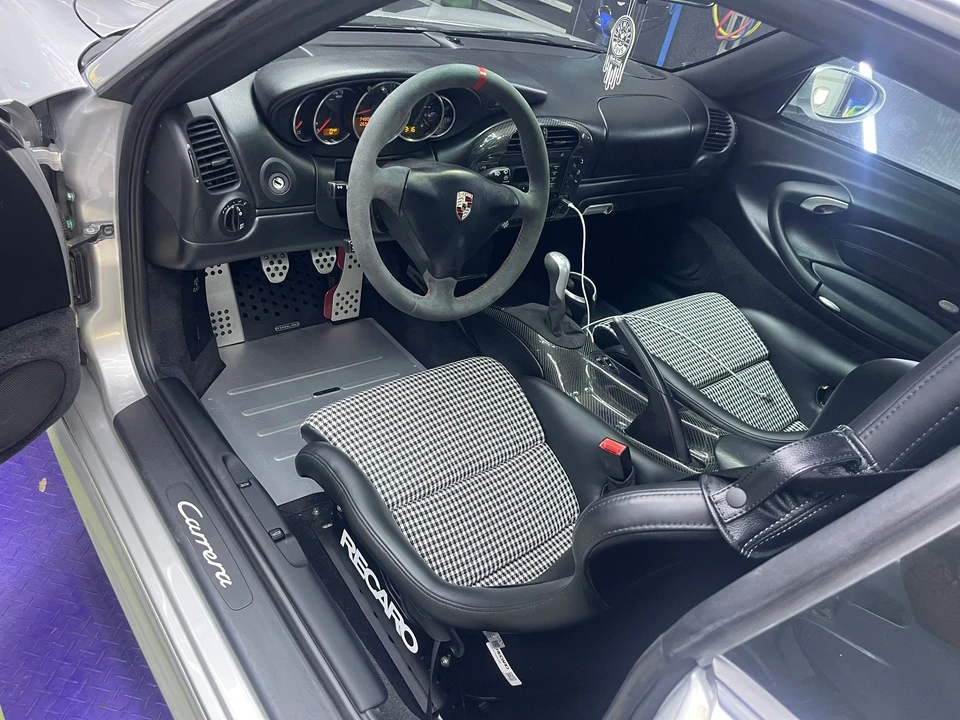 2002 Porsche 996 Carrera - Image 3 of 8
