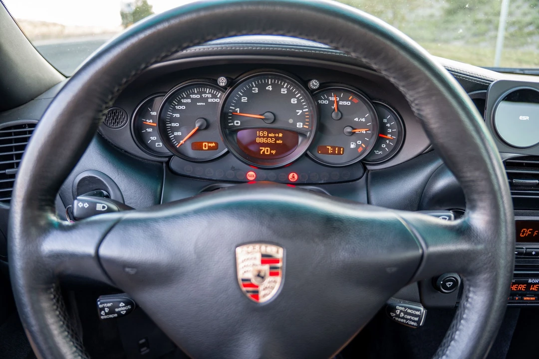 2002 Porsche 996 Carrera - Image 18 of 23