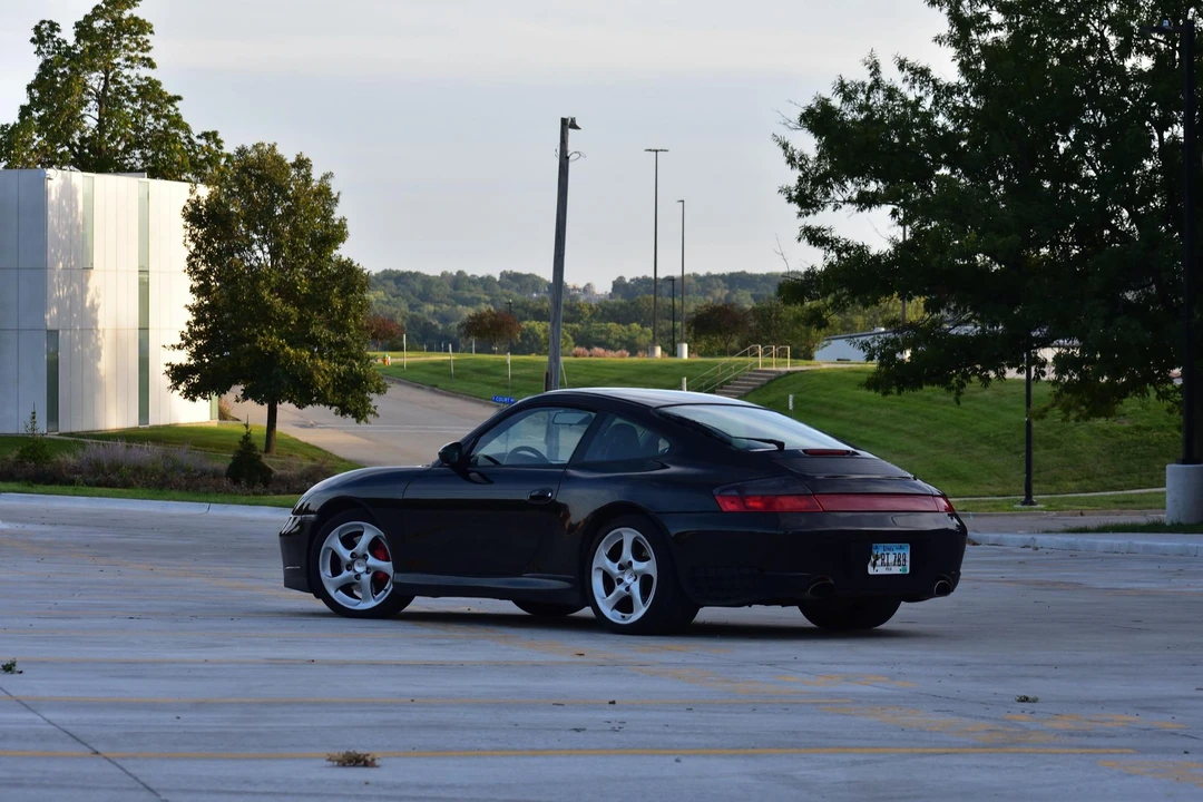 2002 Porsche 996 Carrera 4S - Image 5 of 20