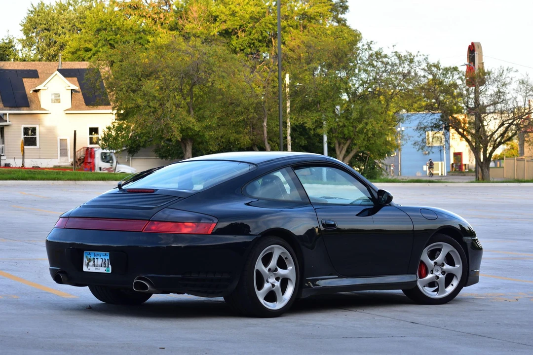 2002 Porsche 996 Carrera 4S - Image 7 of 20