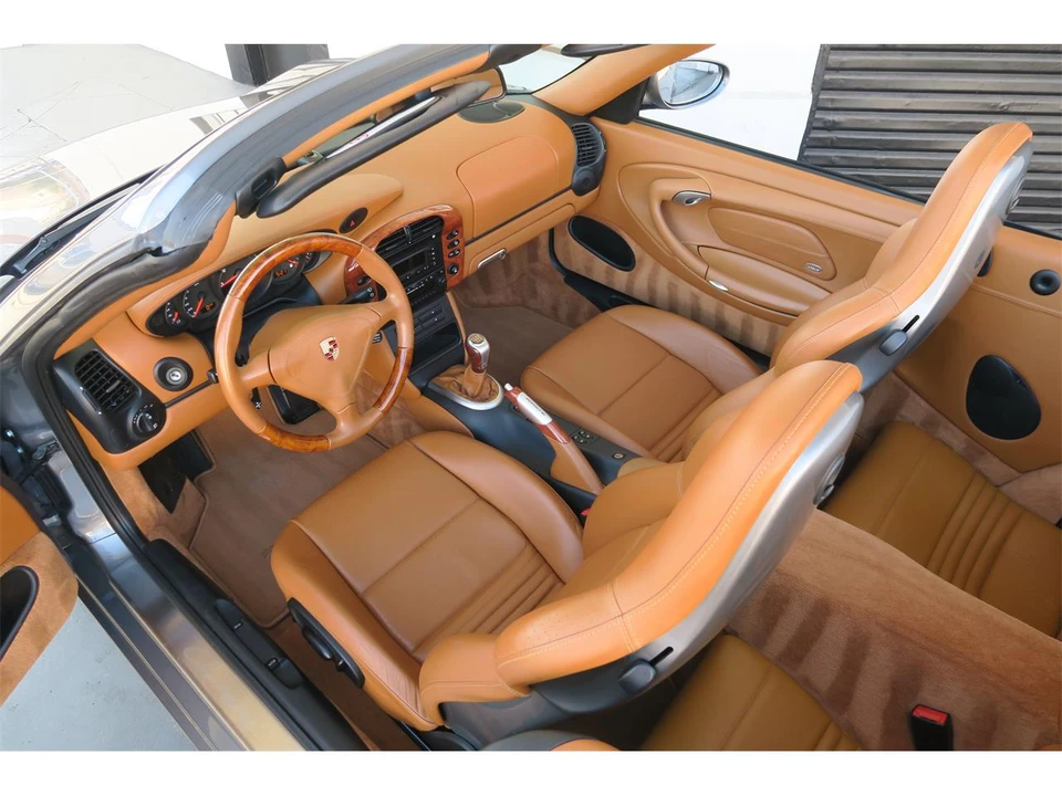 2002 Porsche 996 Carrera - Image 2 of 31
