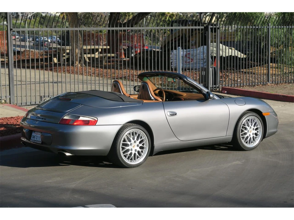 2002 Porsche 996 Carrera - Image 6 of 31