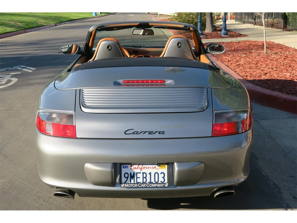 2002 Porsche 996 Carrera - Image 8 of 31