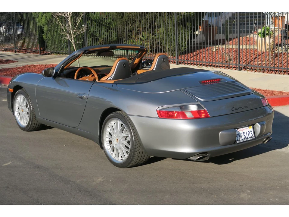 2002 Porsche 996 Carrera - Image 22 of 31