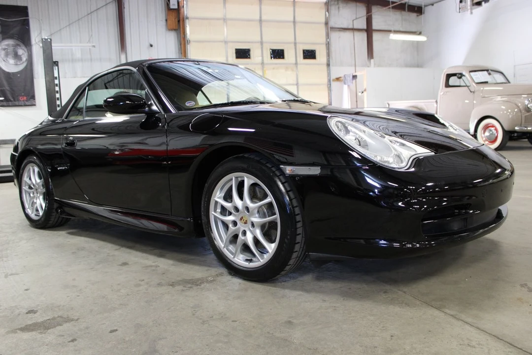 2002 Porsche 996 Carrera - Image 2 of 31