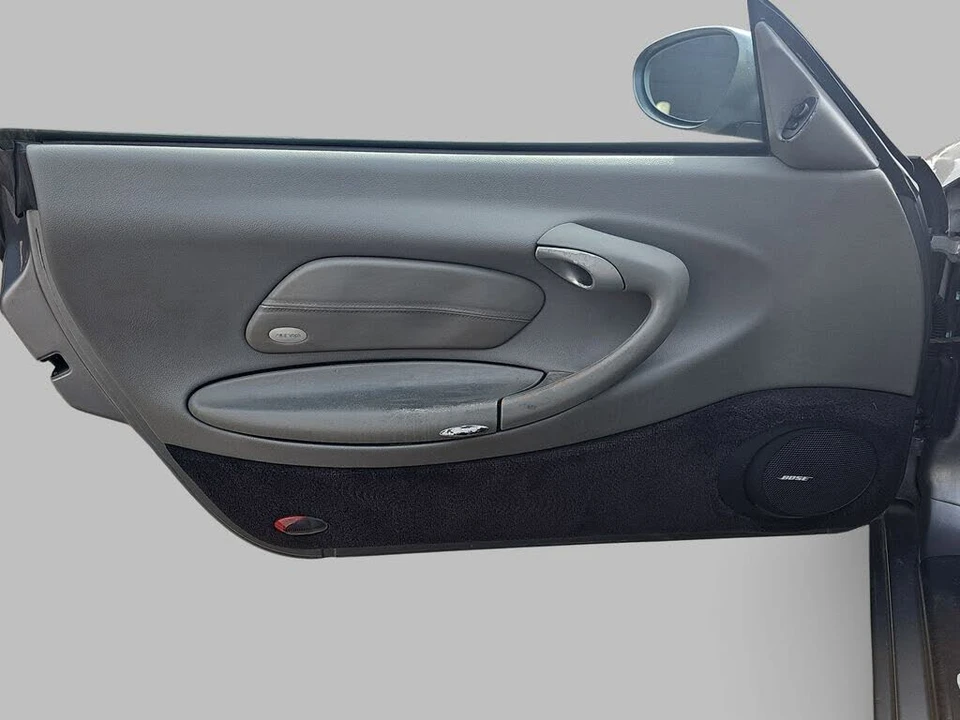 2002 Porsche 996 Carrera - Image 27 of 31