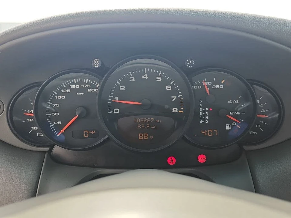 2002 Porsche 996 Carrera - Image 25 of 31