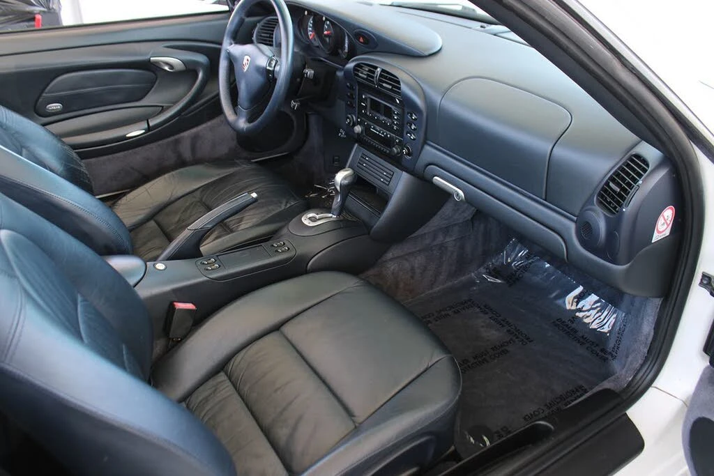2002 Porsche 996 Carrera - Image 28 of 31