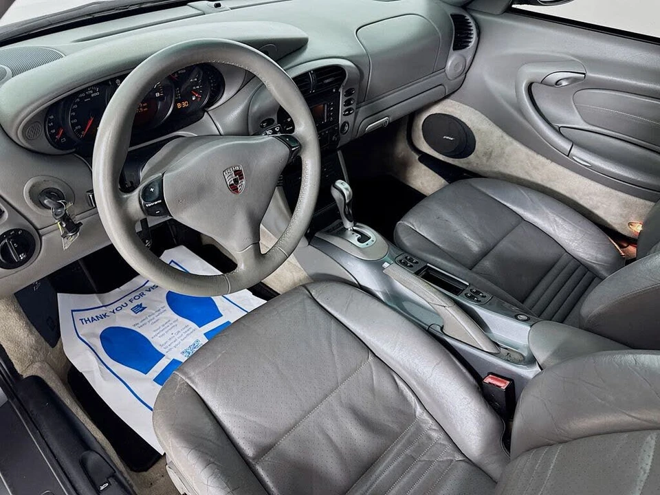 2002 Porsche 996 Carrera - Image 10 of 31