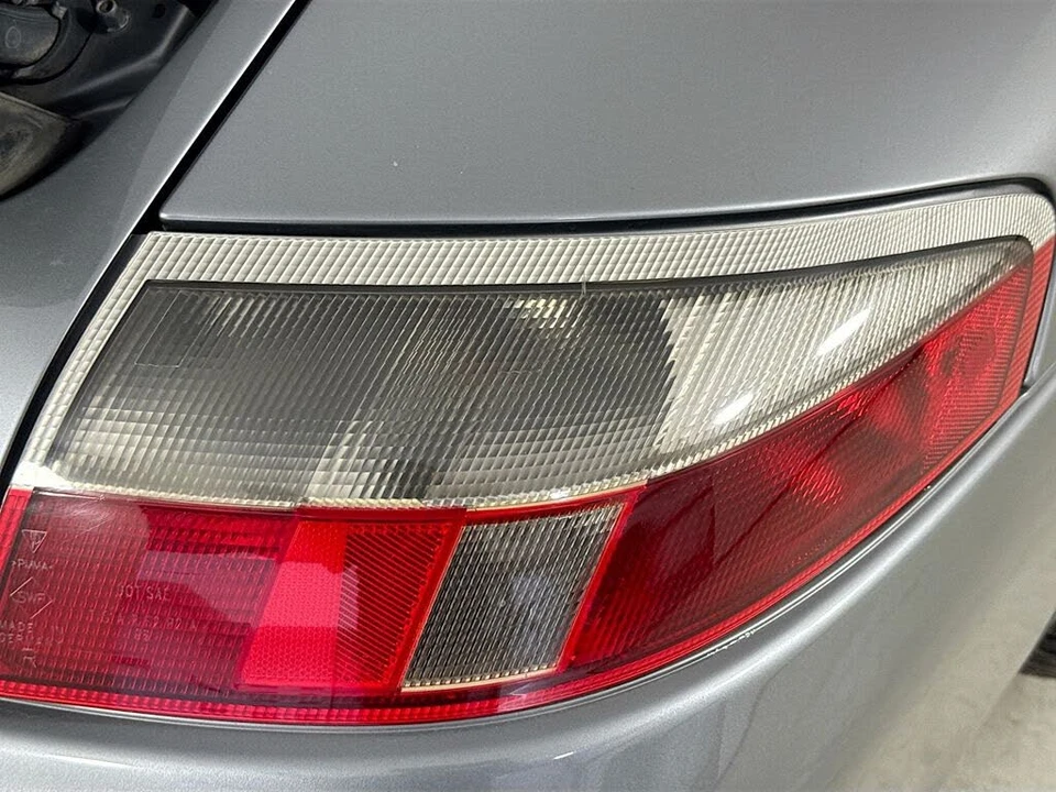 2002 Porsche 996 Carrera - Image 28 of 31
