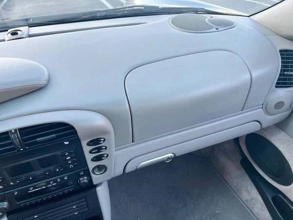 2002 Porsche 996 Carrera - Image 14 of 17